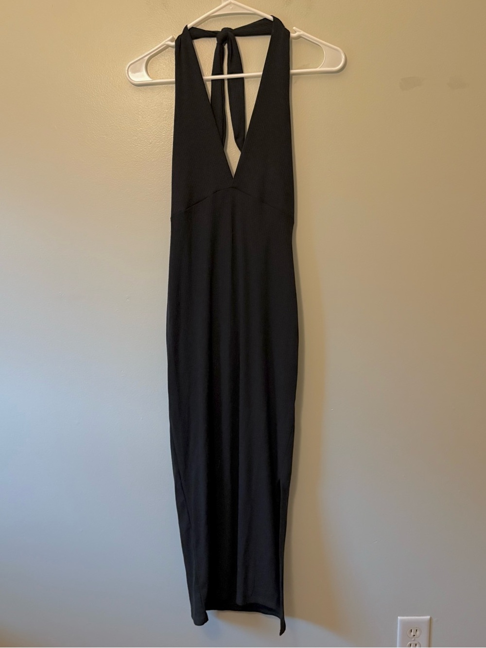 See You Monday Black Halter V-Neck Maxi Dress, Ribbed, Size Large Women’s